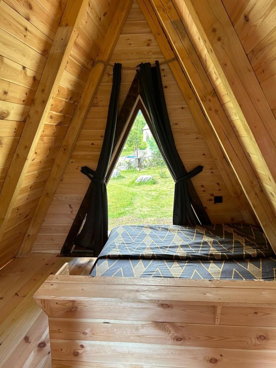 Etno Apartmani Komarnica Savnik 外观 照片